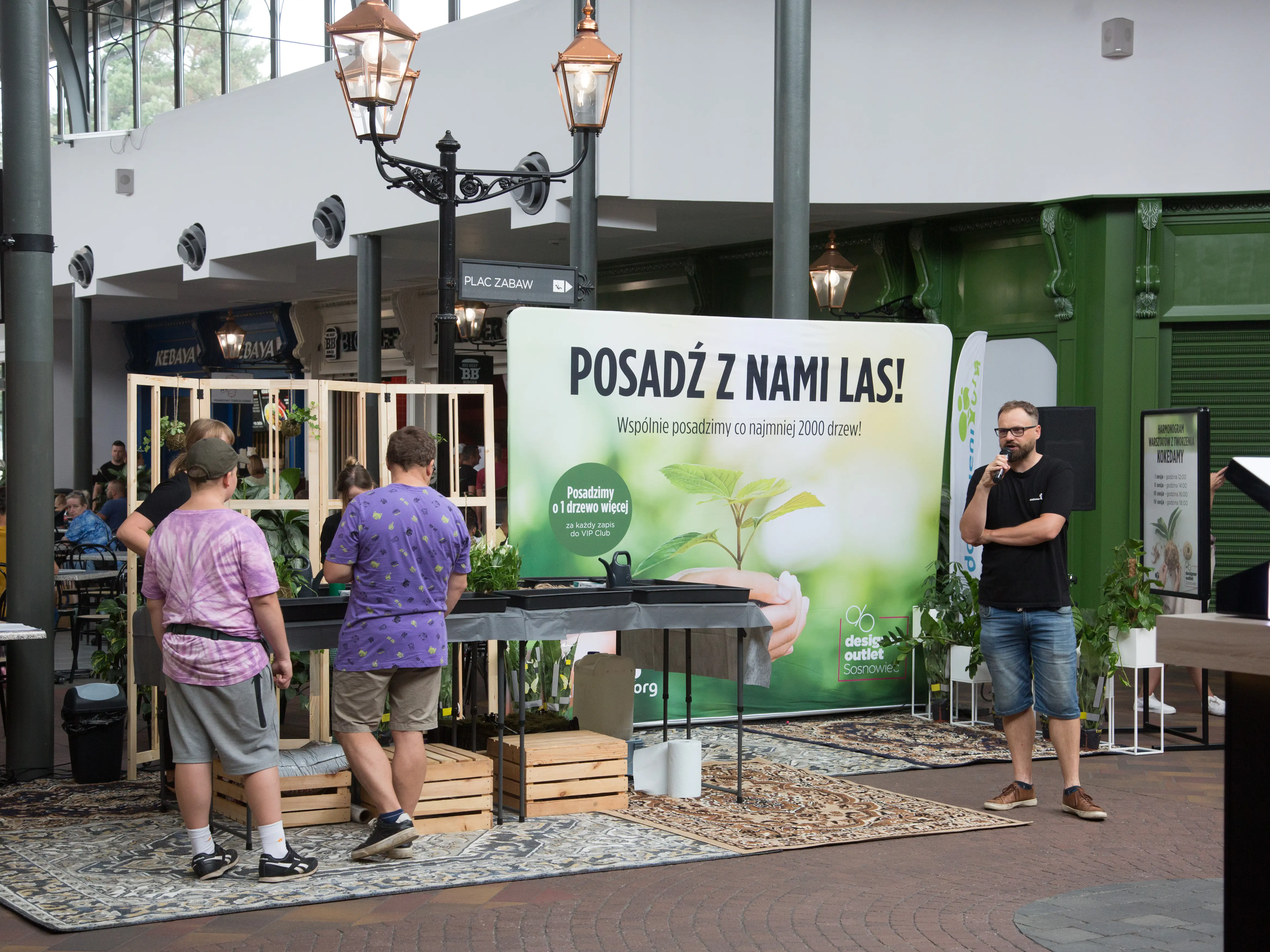 Specjalizuję się w profesjonalnej fotografii eventowej, biznesowej i ślubnej. - Photo 12