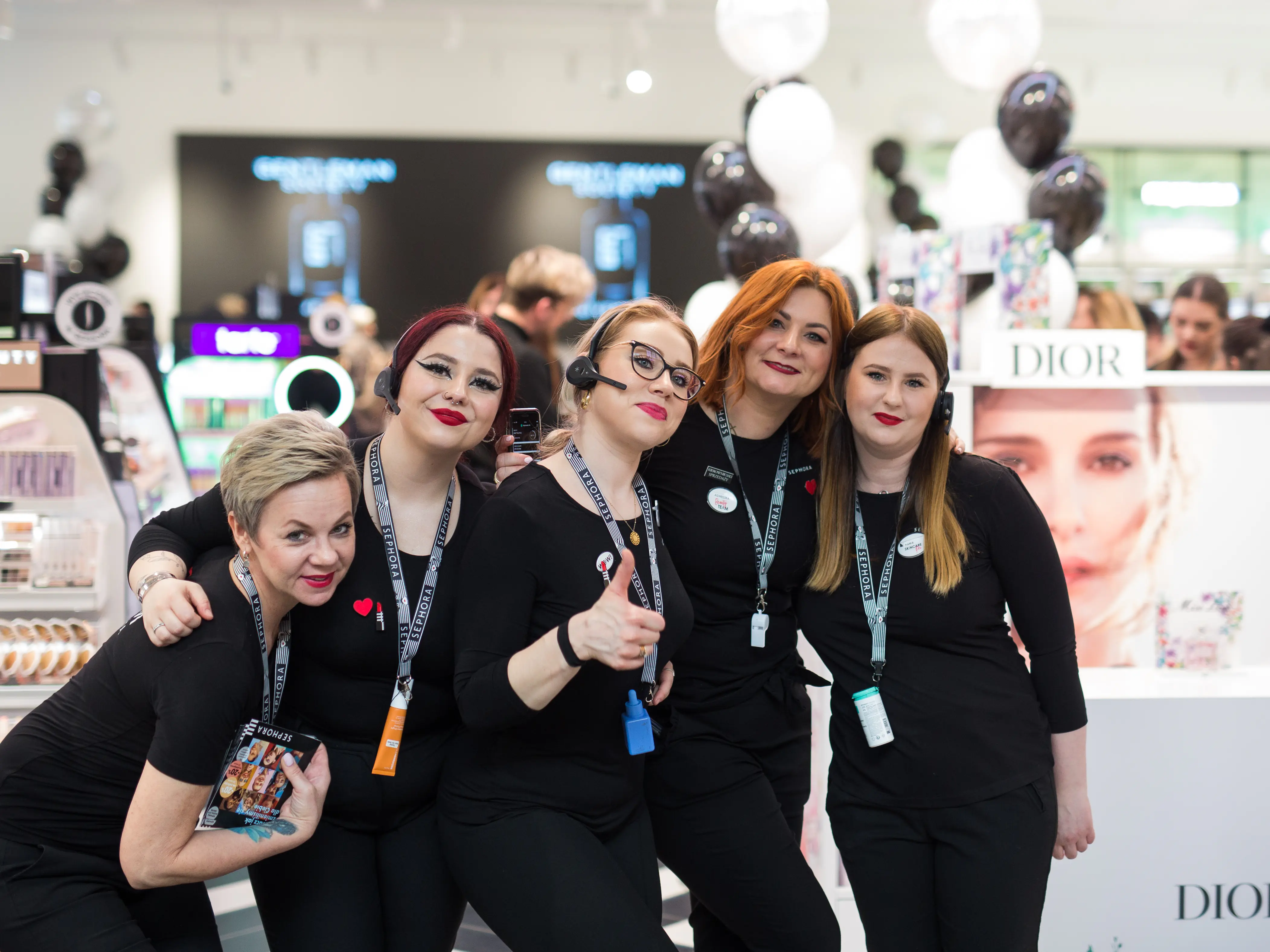 Specjalizuję się w profesjonalnej fotografii eventowej, biznesowej i ślubnej. - Photo 19