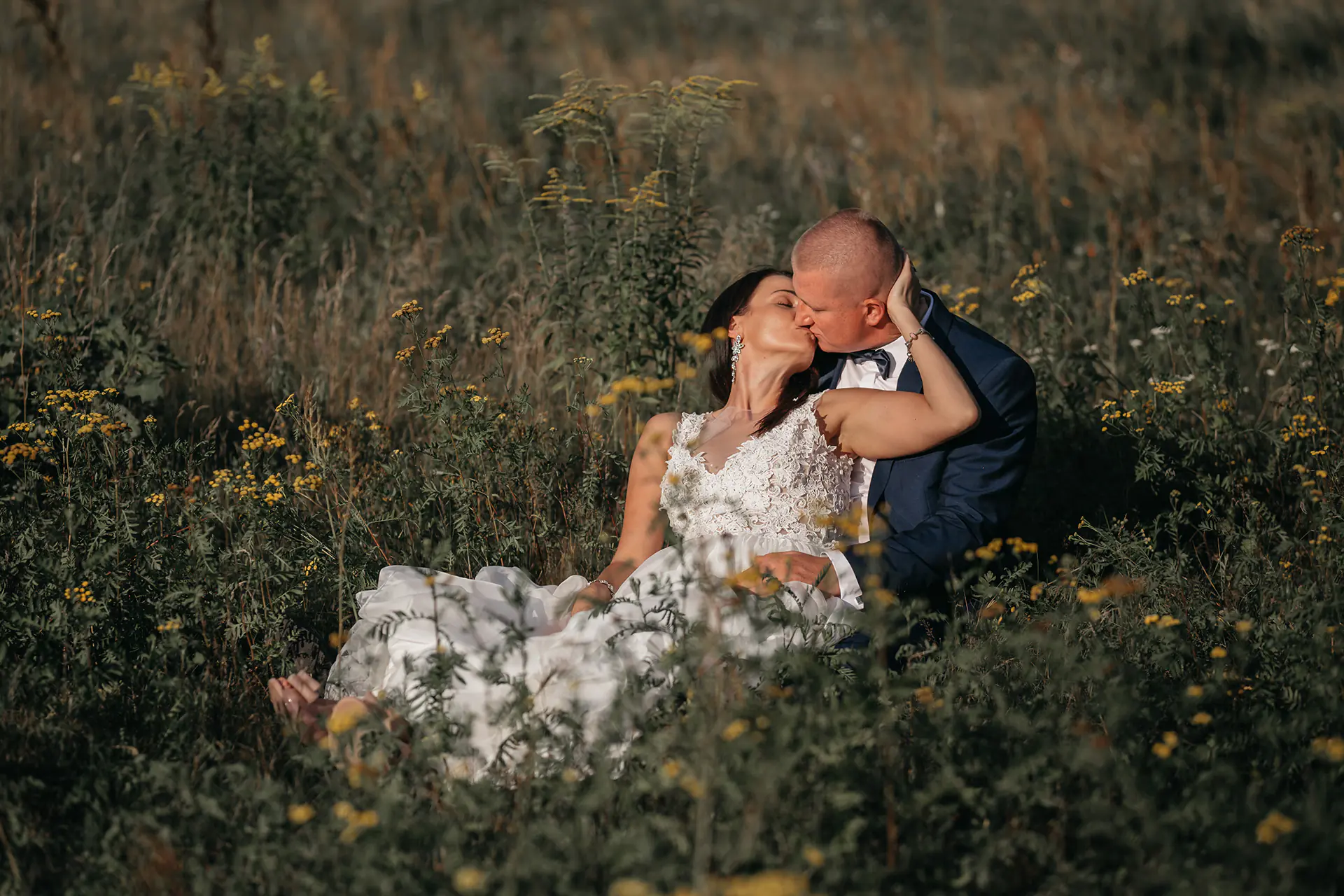 Nowoczesny teledysk i film oraz artystyczna fotografia ślubna. - Photo 7