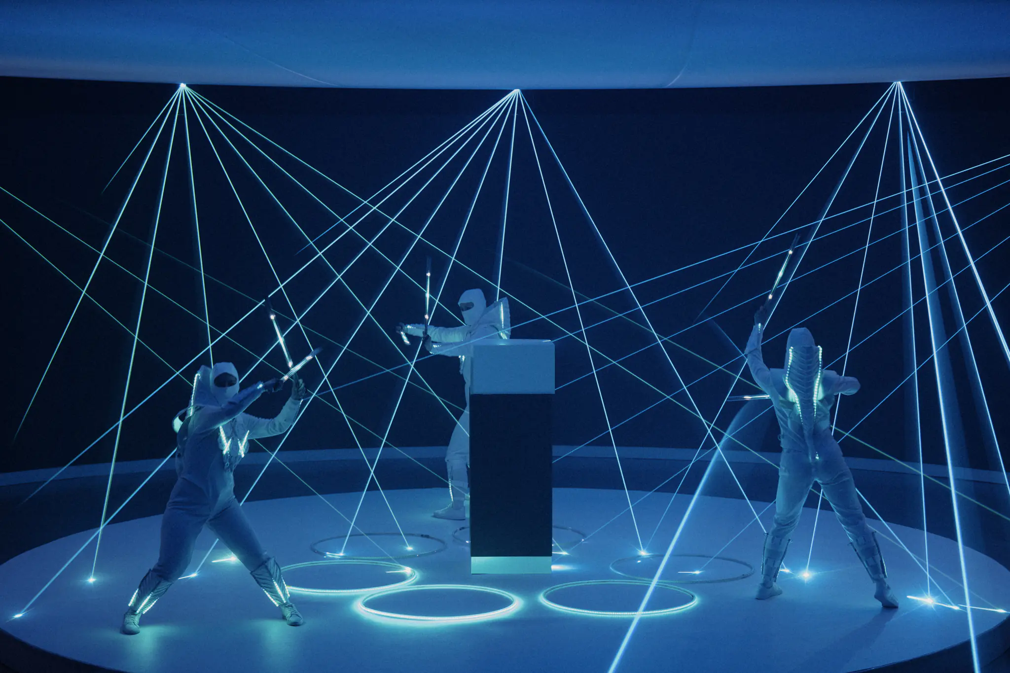 Enjoy an unforgettable journey through time with the spectacular Lightshow performance. - Photo 7
