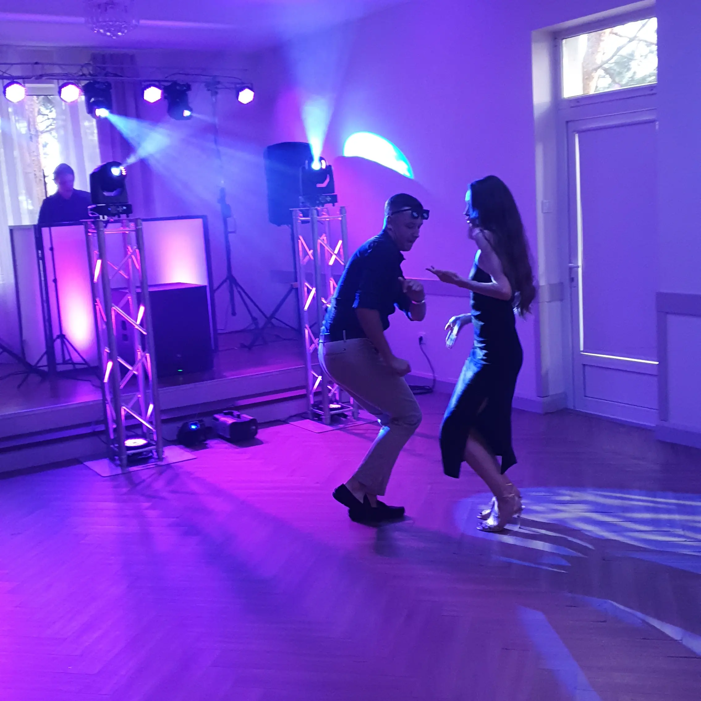 DJ na wesele , urodziny , event firmowy , plener   - Photo 6