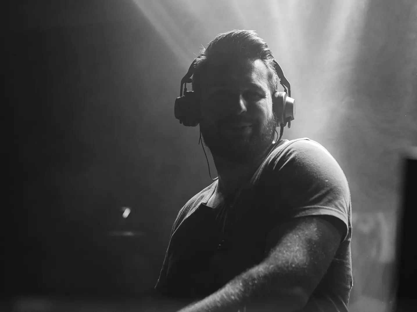 DJ K-ROLL | Klubowa energia i elegancja na Waszym weselu