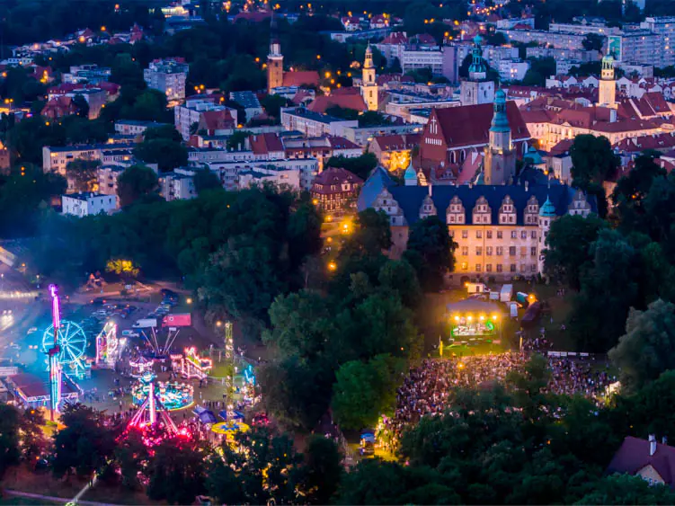 Profesjonalna obsługa fotograficzna konferencji i eventów - Photo 9