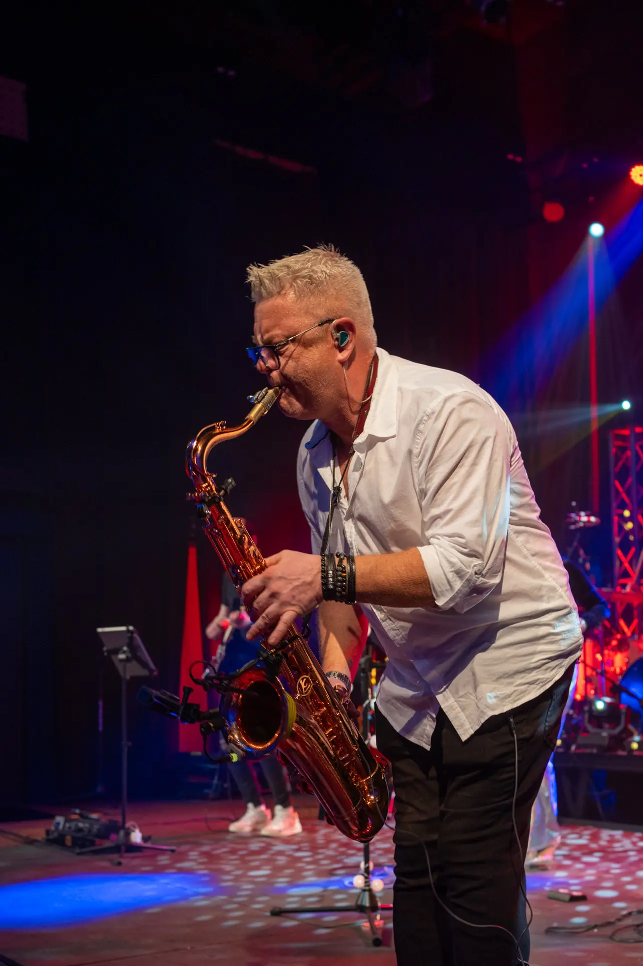 ENDEES Cover Band to zespół z dużym doświadczeniem event' owym. Duży skład, 2 wokalistki, sekcja dęta, muzyka na żywo! - Photo 8