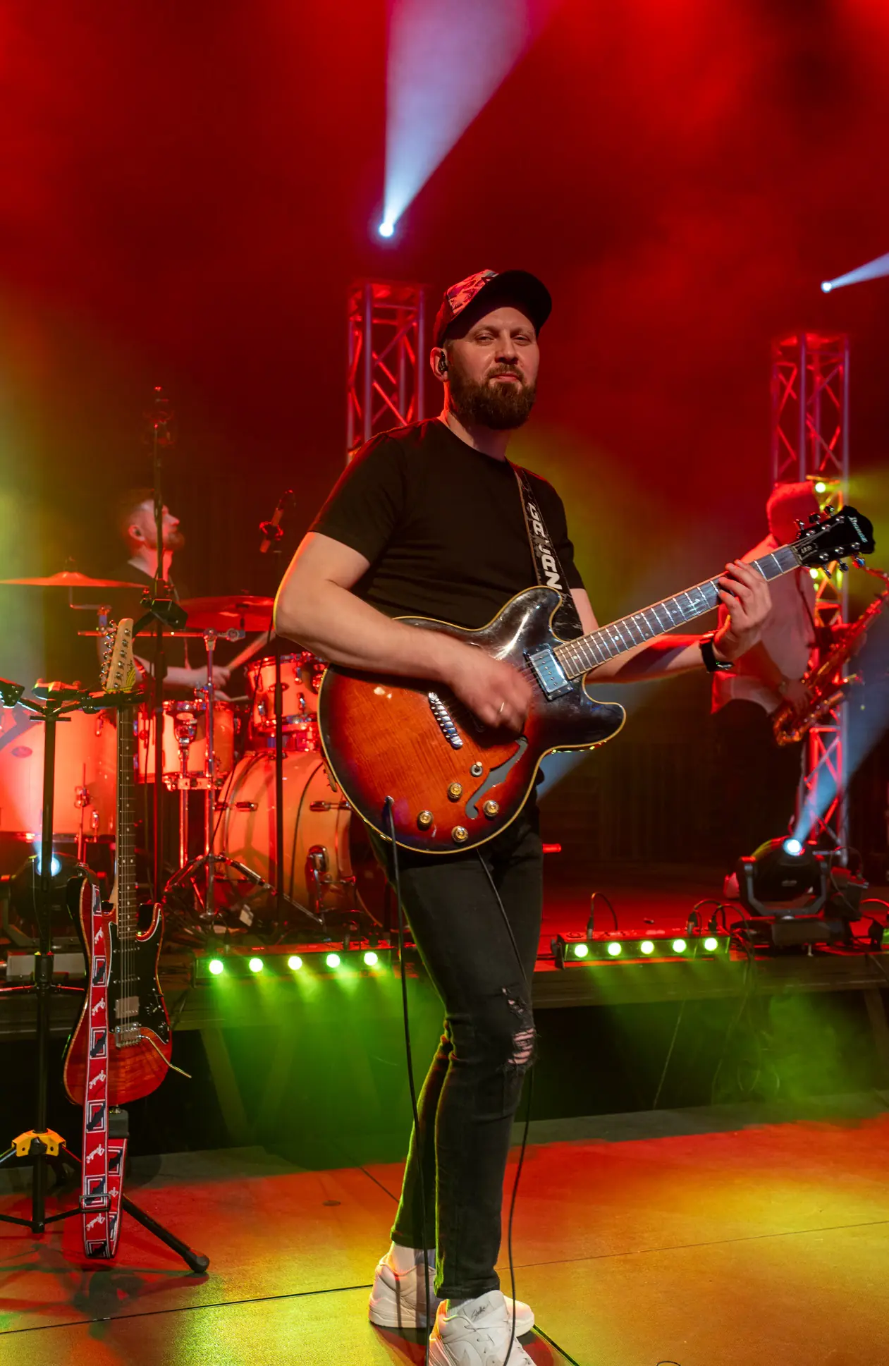 ENDEES Cover Band to zespół z dużym doświadczeniem event' owym. Duży skład, 2 wokalistki, sekcja dęta, muzyka na żywo! - Photo 11